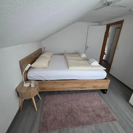 Im Buchenweg * Großheubach